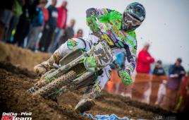 782c1676b6cd45ae942f736c6b4dd6b5-dsc6446