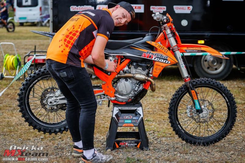 OSICKA-TEAM-3-MOTOCROSS-GP-10-FRA-2022_O68