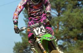 d4278884136c48e48186f5968856d595-cj2c4363_1