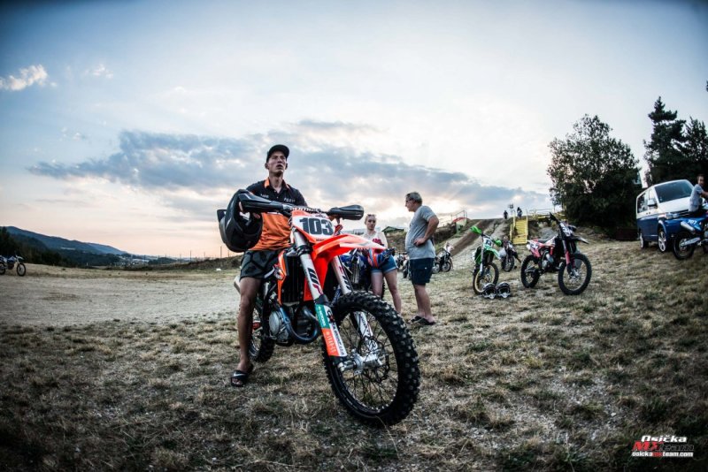 OsickaMXTeam_MMCRMX_Loket_2020_resize-39