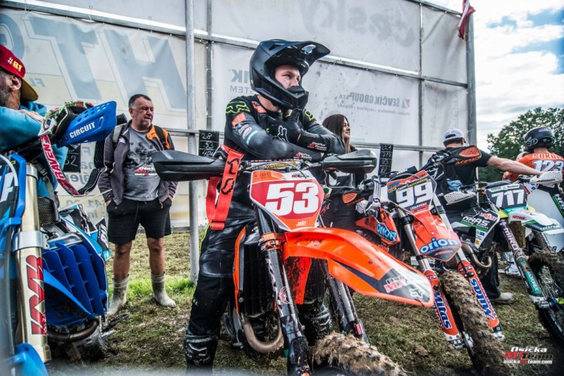OsickaMXTeam_MMCRMX_Petrovice_resize-118
