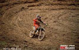 d847048fb6764c1b80981f3570ef6715-18