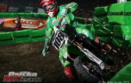 b065fc7ff9ec4555a795fcc86cacbe45-osicka_races_backstage_fmx_36