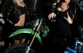 dd4b50a1d52e4f0194bcb53998c3a567-osicka_races_backstage_fmx_16