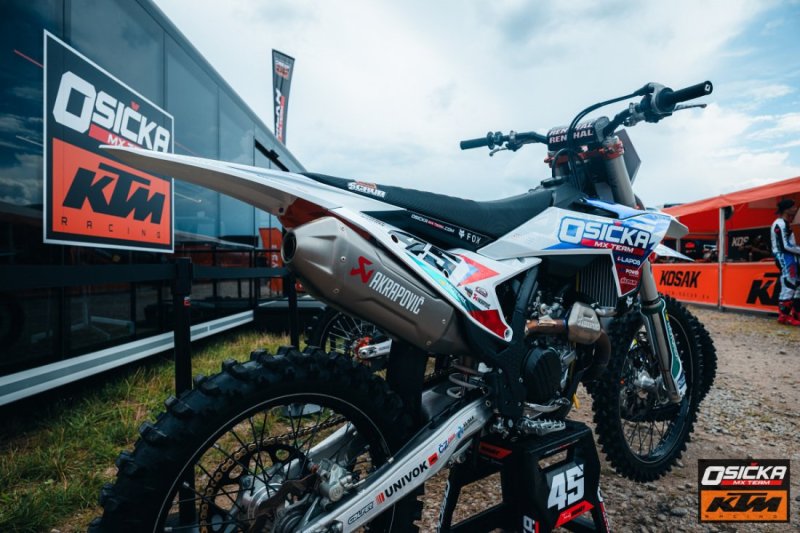 MXGP_OF_CZECH_REPUBLIC-51