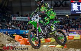 89b0a6d1046d4f8ba3a472c6470a156a-wwwradeklavickaczadacsxsstuttgart2015455