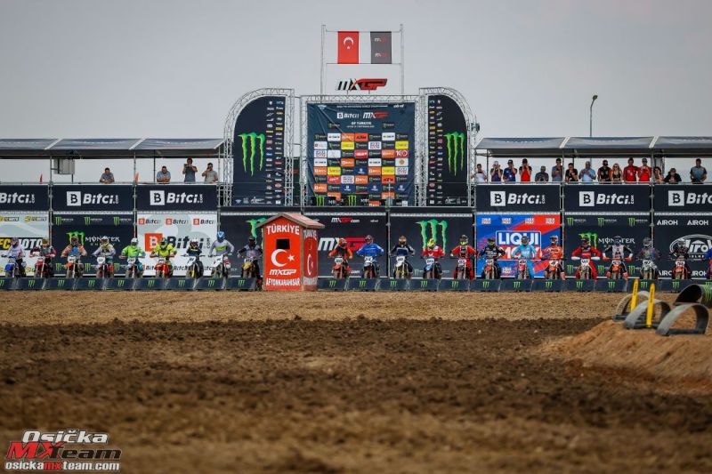 BEFORE-THE-START-OPEN-MOTOCROSS-GP-18-TUR-2022