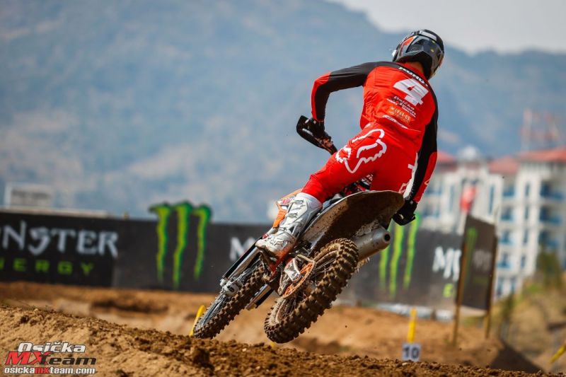 KOHUT-16-MOTOCROSS-GP-18-TUR-2022