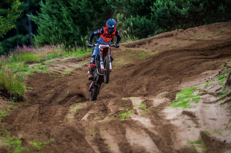 OsickaMXTeam_Panov_par_resize-4