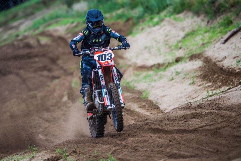 OsickaMXTeam_Panov_par_resize-5