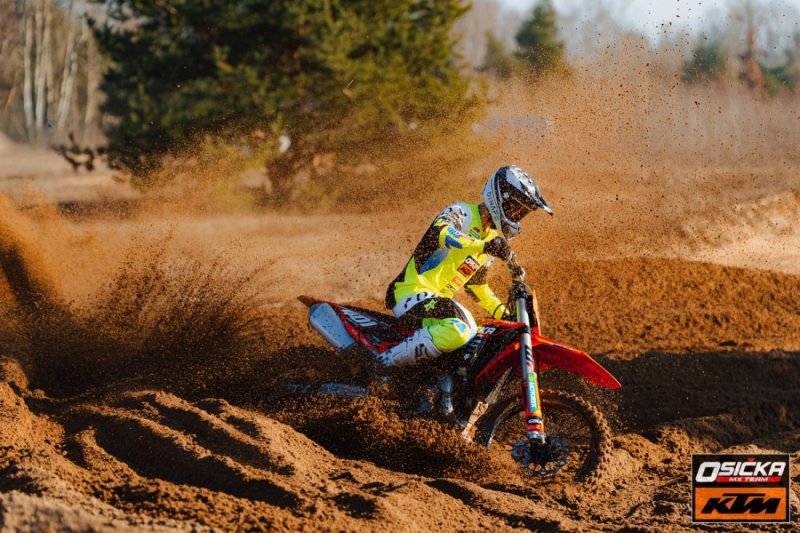 HR_M2A06693_MXTEAM_OSICKA_032025